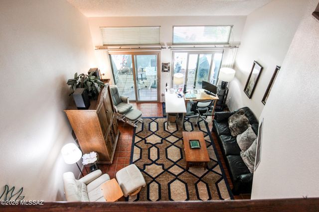 3109 E Corte De La Raqueta, Tucson, AZ 85716