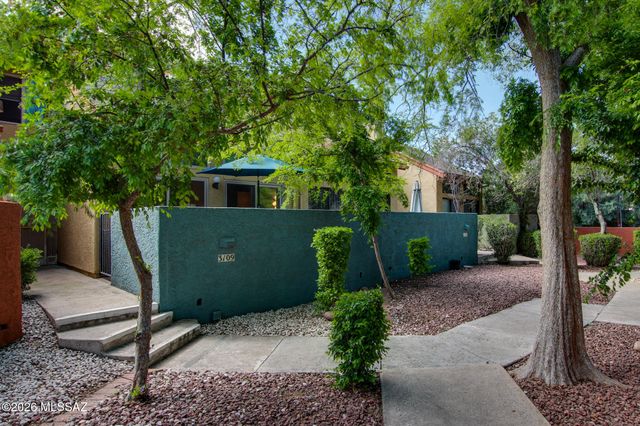 3109 E Corte De La Raqueta, Tucson, AZ 85716