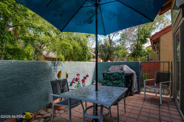 3109 E Corte De La Raqueta, Tucson, AZ 85716