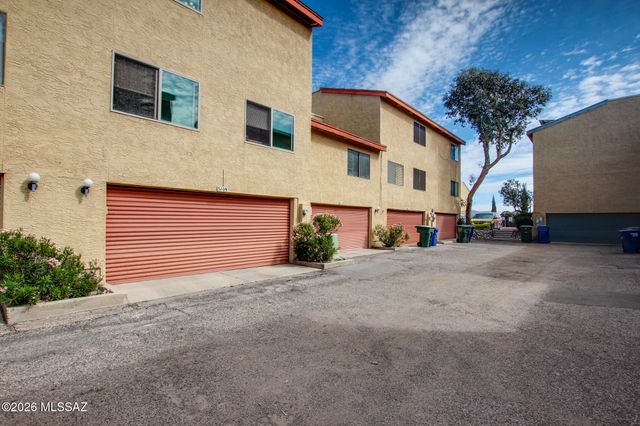 3109 E Corte De La Raqueta, Tucson, AZ 85716