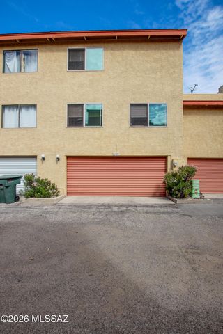3109 E Corte De La Raqueta, Tucson, AZ 85716
