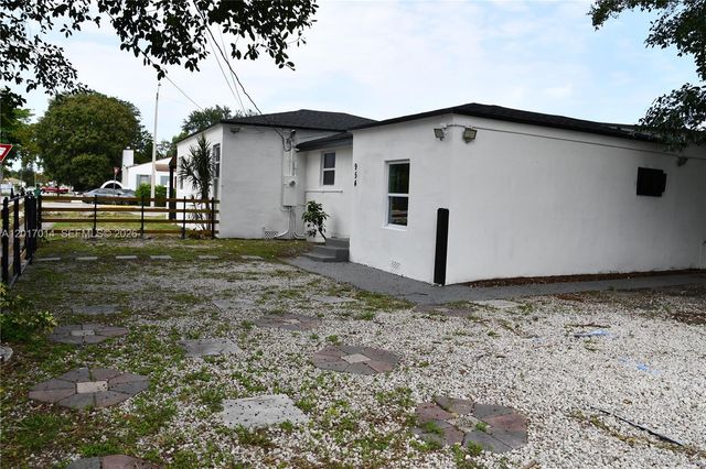 954 NW 75th St b, Miami, FL 33150