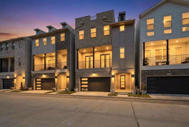 2557 Carmelita Street, Dallas, TX 75212