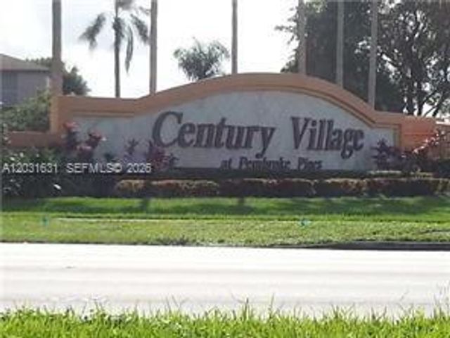 100 SW 132nd Way 307K, Pembroke Pines, FL 33027