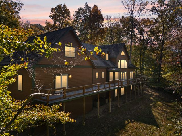 270 Wondering Woods Drive, Somerset, KY 42503