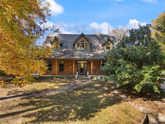 270 Wondering Woods Drive, Somerset, KY 42503