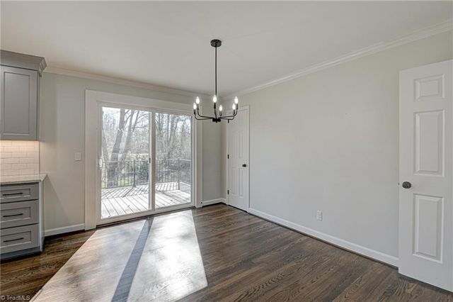 3096 Kinnamon Road, Winston-salem, NC 27104