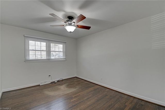 3096 Kinnamon Road, Winston-salem, NC 27104