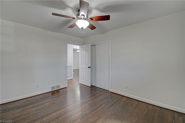 3096 Kinnamon Road, Winston-salem, NC 27104