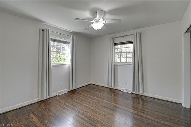 3096 Kinnamon Road, Winston-salem, NC 27104