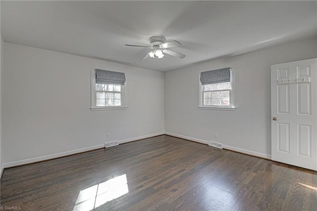 3096 Kinnamon Road, Winston-salem, NC 27104