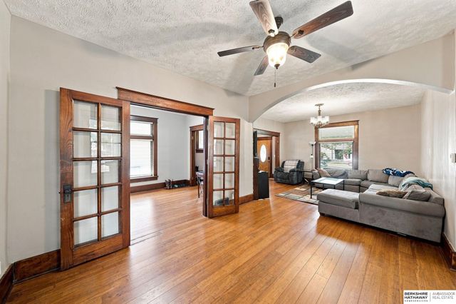 1525 A Street, Lincoln, NE 68502