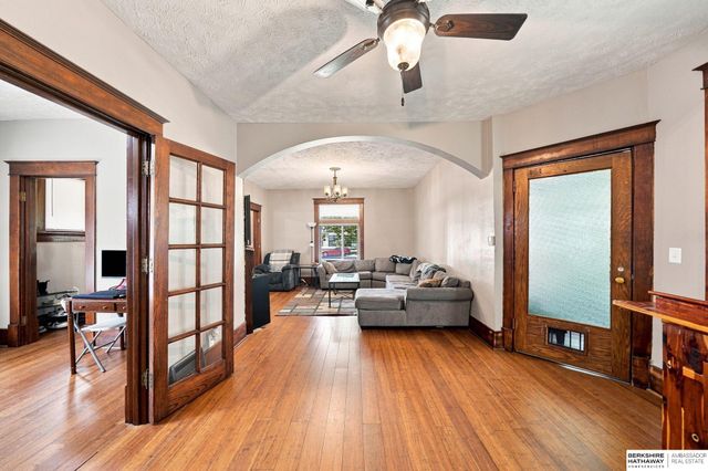 1525 A Street, Lincoln, NE 68502