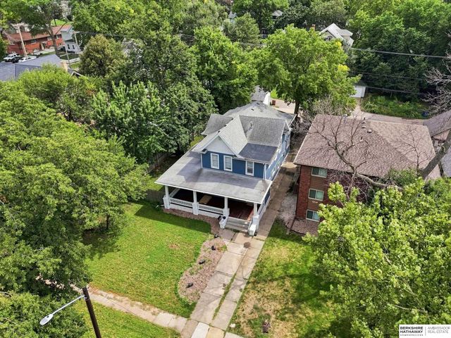 1525 A Street, Lincoln, NE 68502