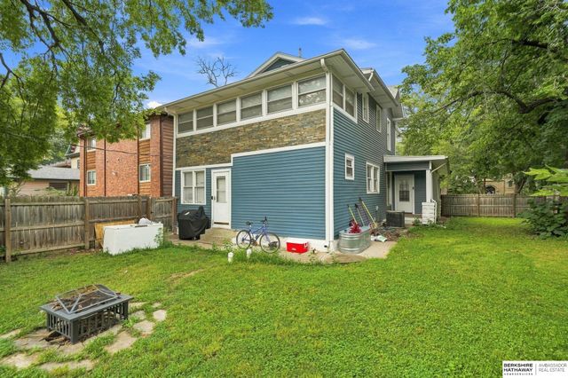 1525 A Street, Lincoln, NE 68502