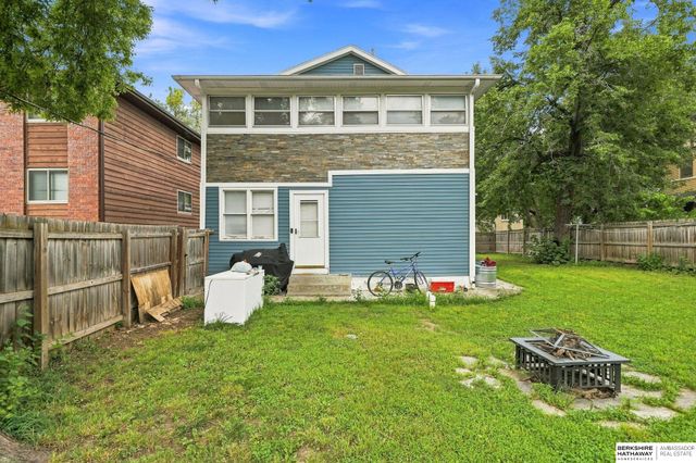 1525 A Street, Lincoln, NE 68502