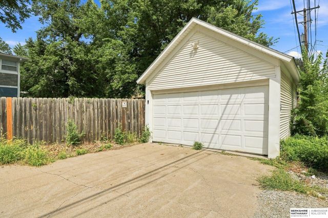 1525 A Street, Lincoln, NE 68502