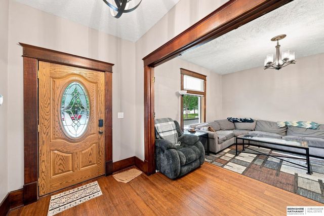 1525 A Street, Lincoln, NE 68502