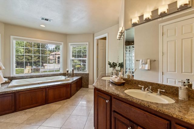 9003 Cedar Ridge Dr, Granite Bay, CA 95746