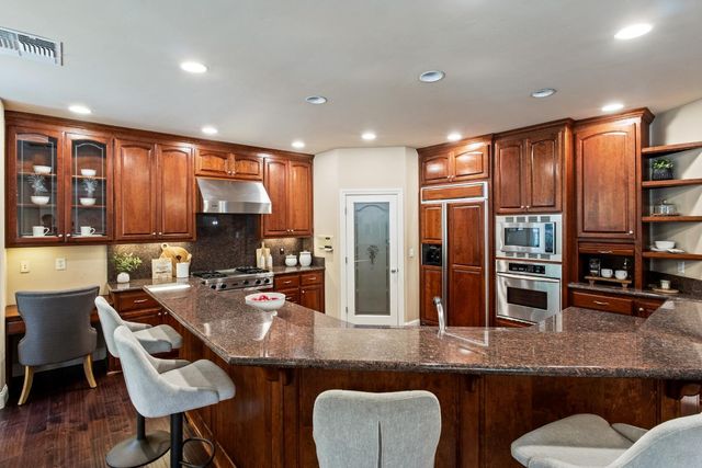 9003 Cedar Ridge Dr, Granite Bay, CA 95746