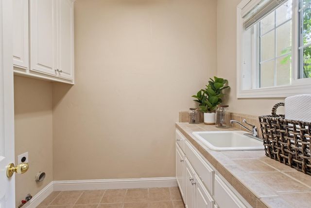 9003 Cedar Ridge Dr, Granite Bay, CA 95746