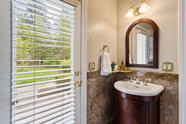 9003 Cedar Ridge Dr, Granite Bay, CA 95746