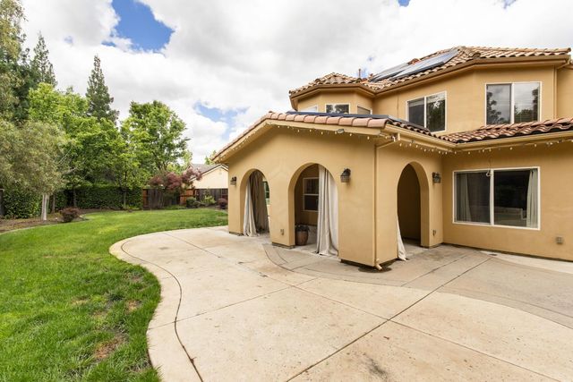 9003 Cedar Ridge Dr, Granite Bay, CA 95746