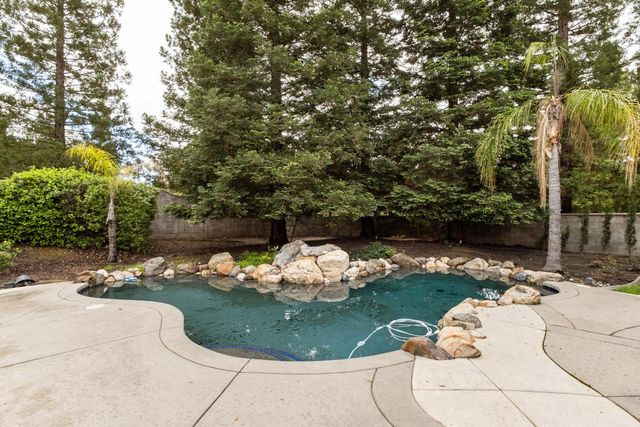 9003 Cedar Ridge Dr, Granite Bay, CA 95746