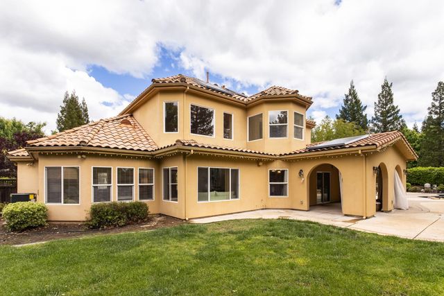 9003 Cedar Ridge Dr, Granite Bay, CA 95746