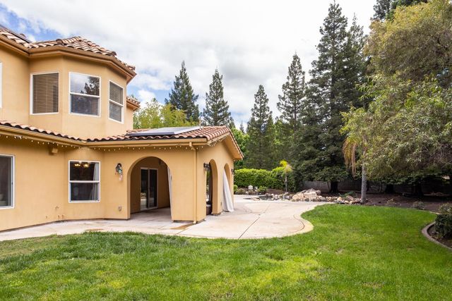 9003 Cedar Ridge Dr, Granite Bay, CA 95746