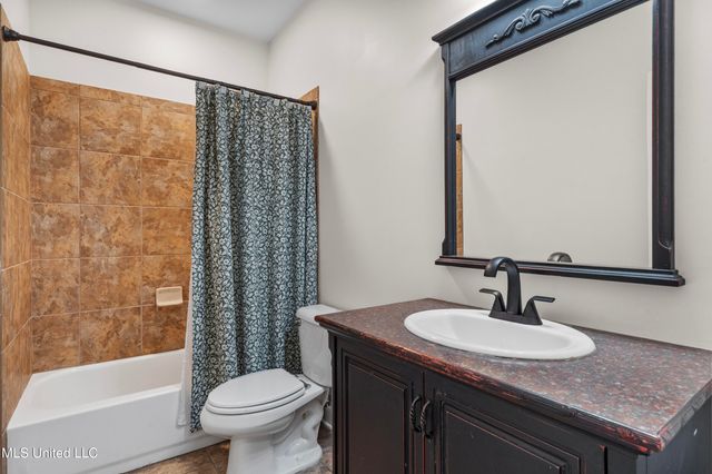 3847 Woodcrest Drive, Olive Branch, MS 38654