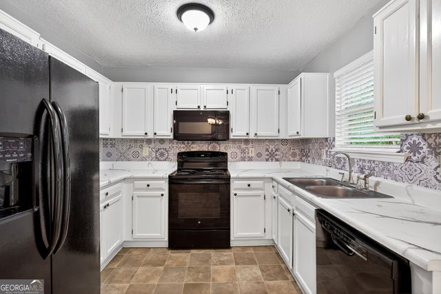 126 Doe Run Drive, Sharpsburg, GA 30277