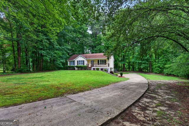 126 Doe Run Drive, Sharpsburg, GA 30277
