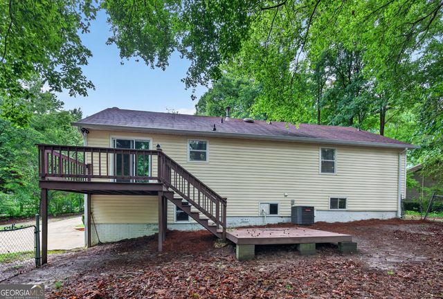 126 Doe Run Drive, Sharpsburg, GA 30277