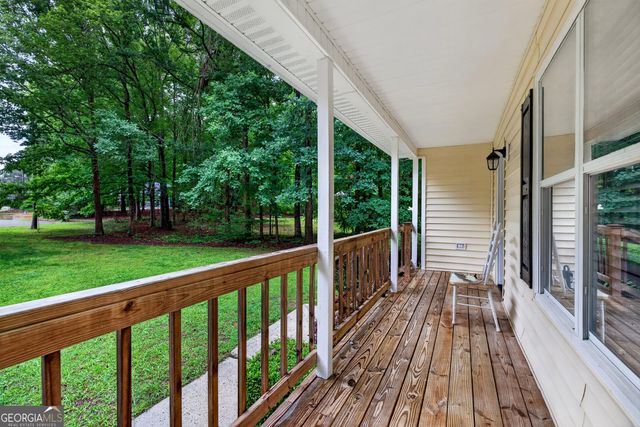 126 Doe Run Drive, Sharpsburg, GA 30277
