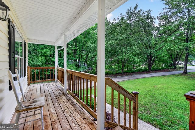 126 Doe Run Drive, Sharpsburg, GA 30277