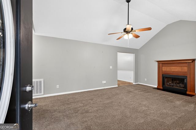 126 Doe Run Drive, Sharpsburg, GA 30277