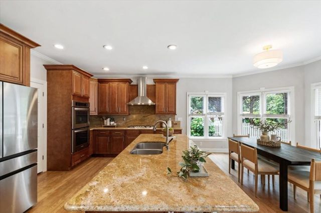10420 Sugar Crest Avenue, Johns Creek, GA 30097