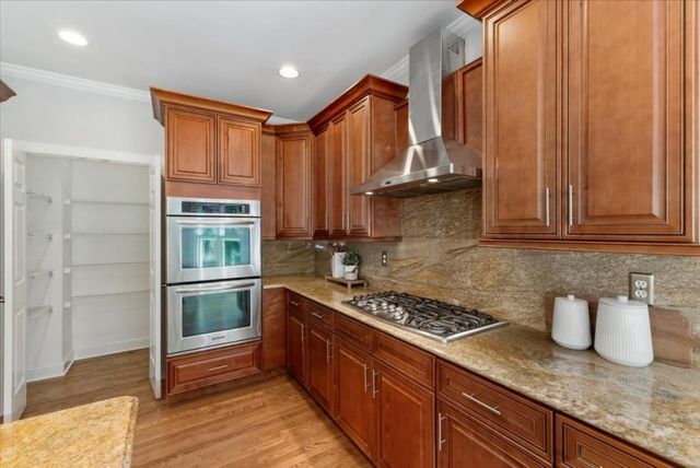 10420 Sugar Crest Avenue, Johns Creek, GA 30097