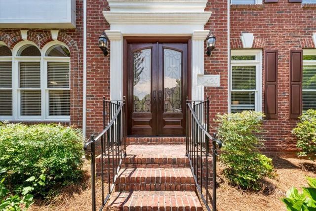 10420 Sugar Crest Avenue, Johns Creek, GA 30097