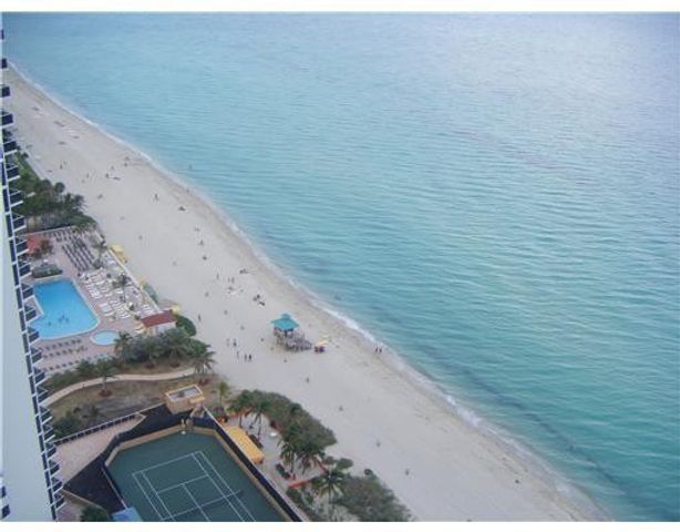 19111 Collins Avenue 2807, Sunny Isles Beach, FL 33160