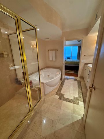 19111 Collins Avenue 2807, Sunny Isles Beach, FL 33160