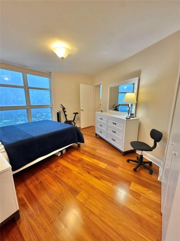 19111 Collins Avenue 2807, Sunny Isles Beach, FL 33160