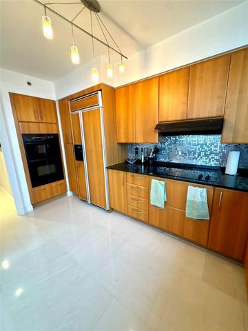 19111 Collins Avenue 2807, Sunny Isles Beach, FL 33160