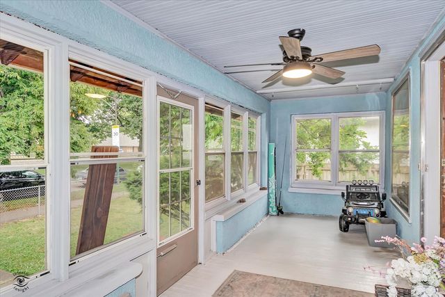 9826 S Walden Parkway, Chicago, IL 60643