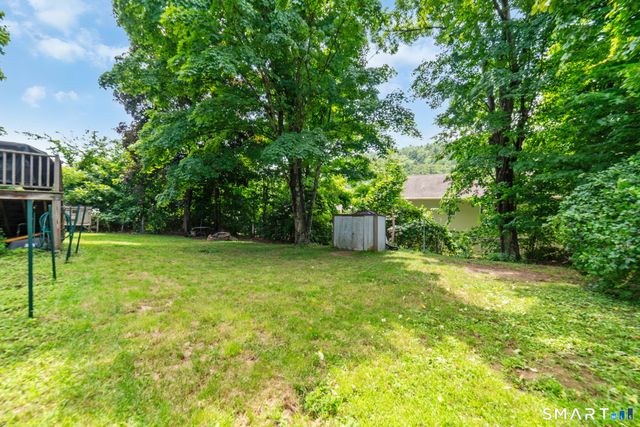 230 Reynolds Bridge Road, Thomaston, CT 06787