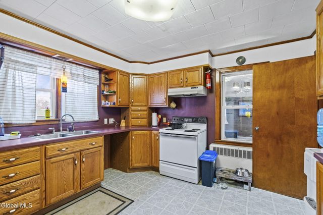 23 E Quaker Street, Granville, NY 12832