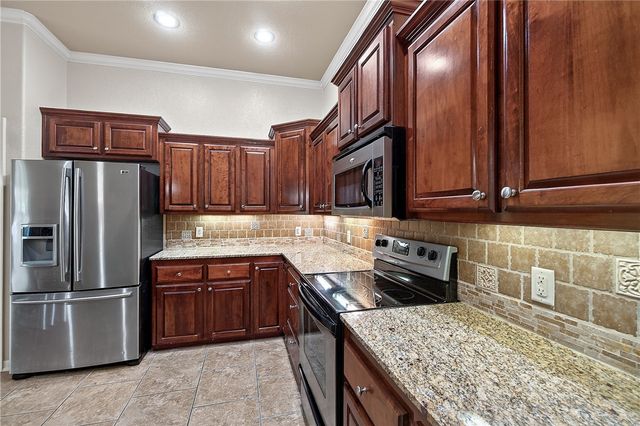 2555 N Trafalger Drive, Fayetteville, AR 72704