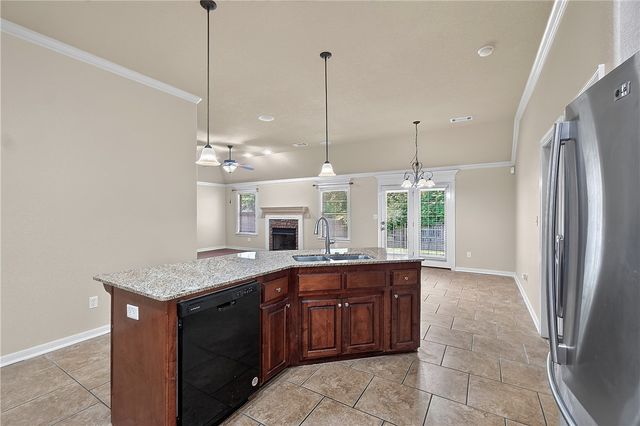 2555 N Trafalger Drive, Fayetteville, AR 72704