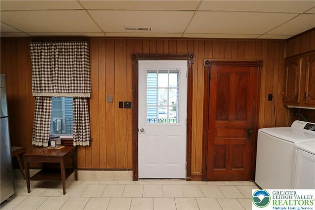 205 Madison Avenue, Nazareth Boro, PA 18064